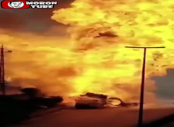 Video :A hydrogen-filled truck catches fire and blows up